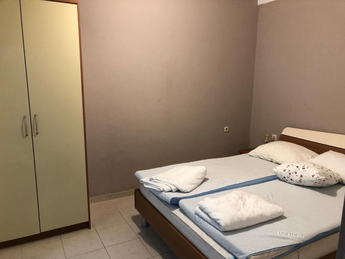 Garden Apartment Palit Екстериор снимка