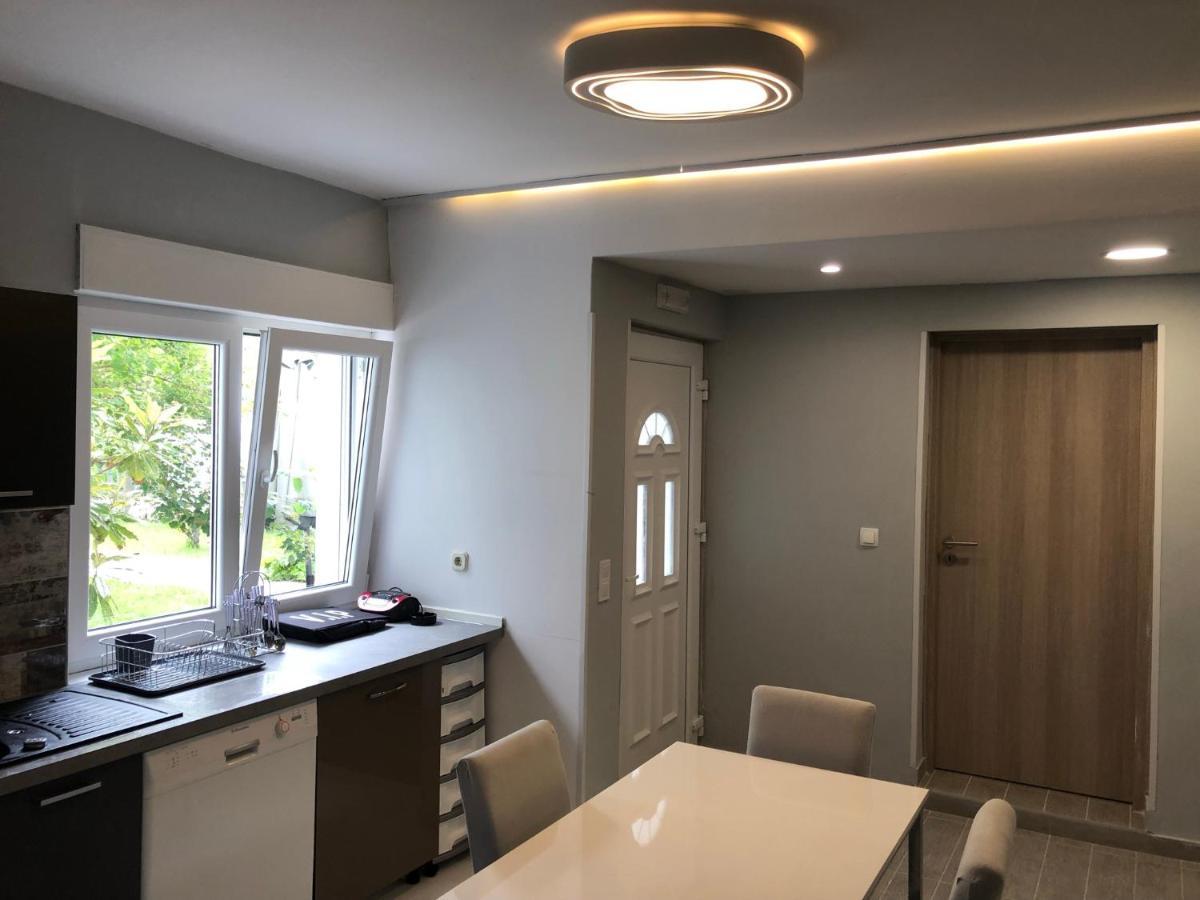 Garden Apartment Palit Екстериор снимка